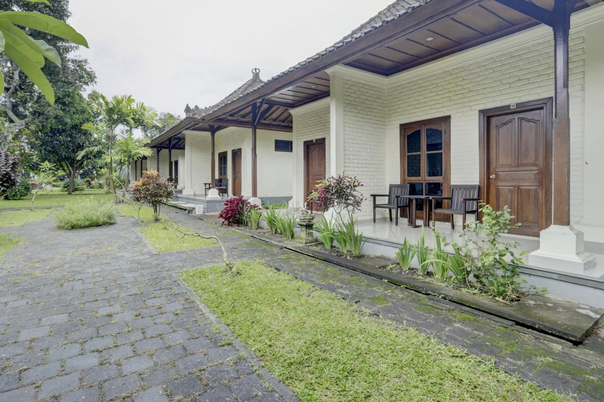 Oyo 1762 Hotel Astiti Graha Tanah Lot Ngoại thất bức ảnh